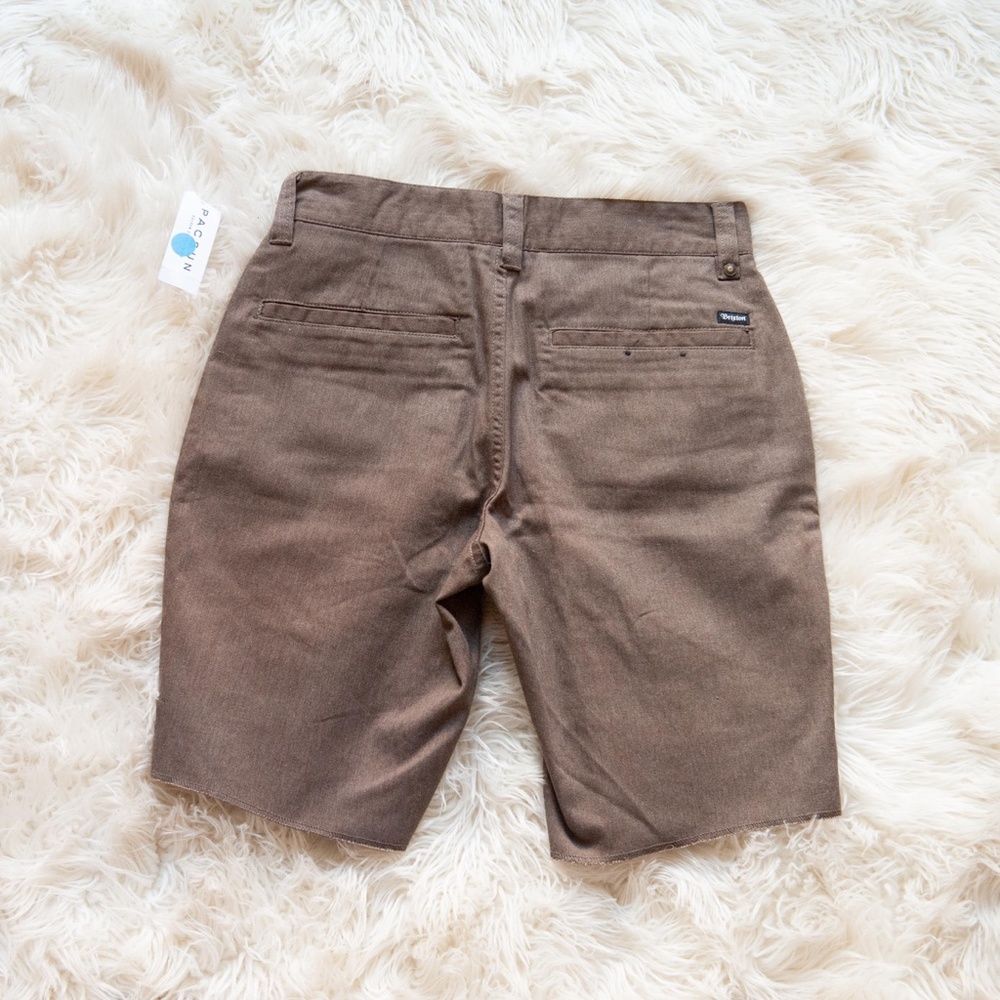 Brixton Toile II Chino Shorts in Heather Brown - Picture 2 of 6